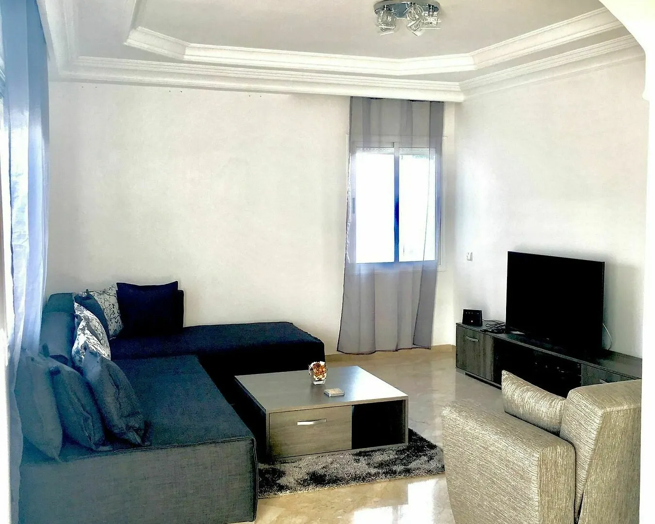 Luxurious Apartment With Private Garden Casablanca